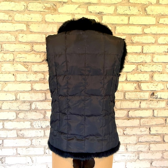 Reversible vest - Picture 3 of 6